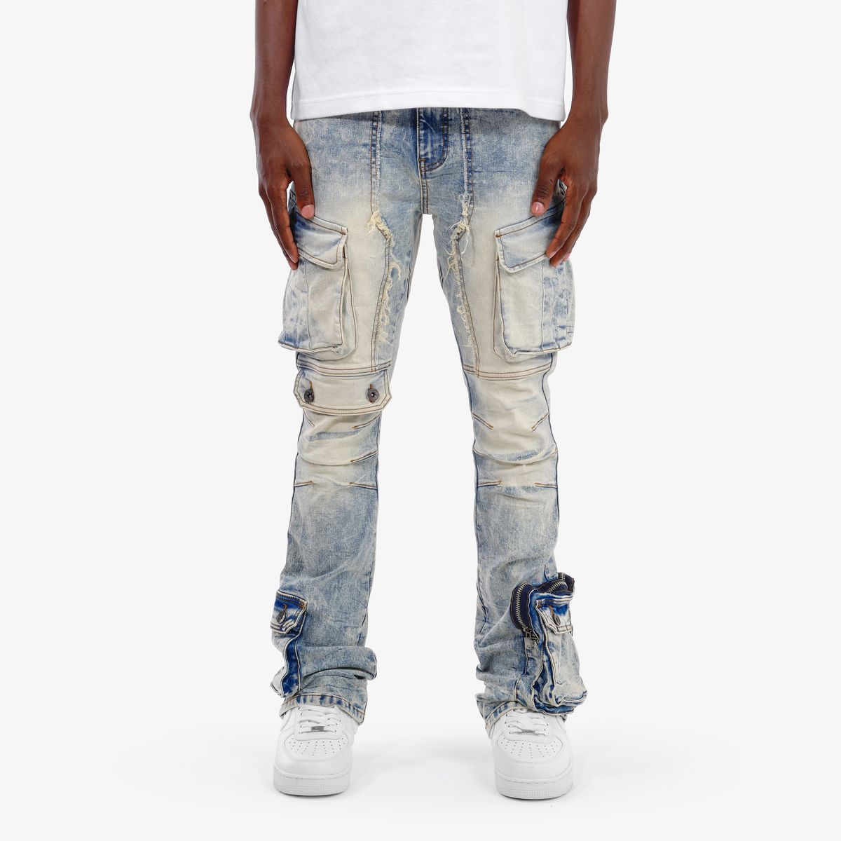 Men’s Light Wash Cargo Jeans with Zipper Detail – Stacked Fit Denim – GROOVEMAN