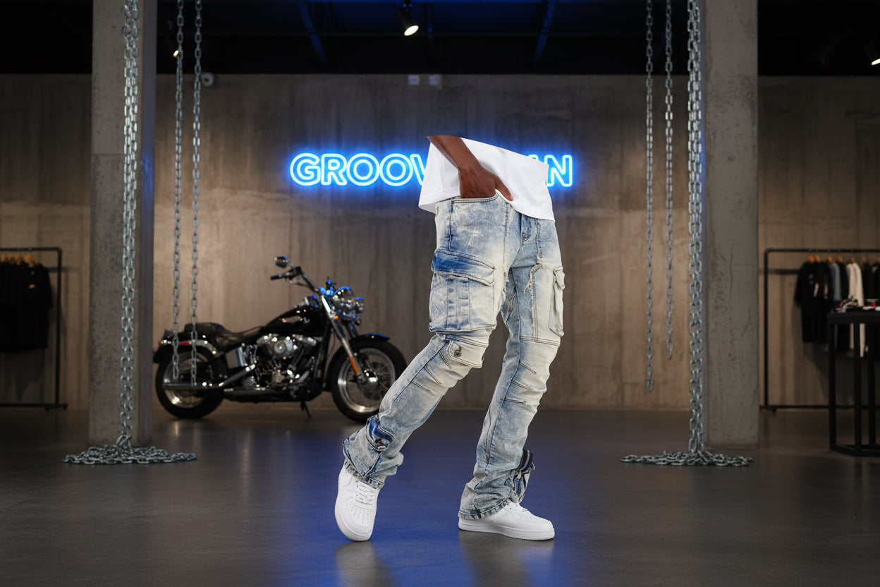 Men’s Light Wash Cargo Jeans with Zipper Detail – Stacked Fit Denim – GROOVEMAN