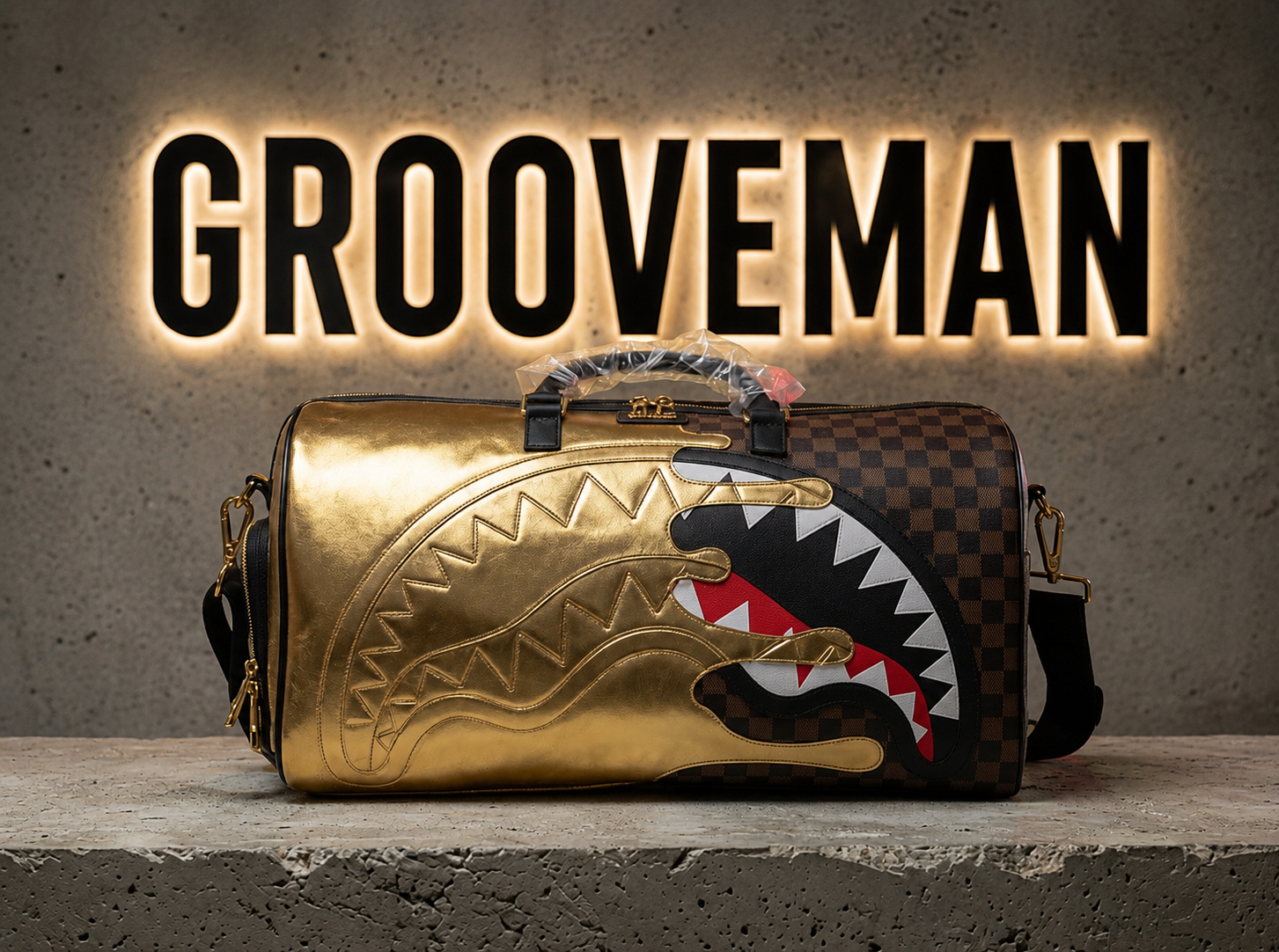 Sprayground  | Shark in Paris Gold Drip Large Duffle