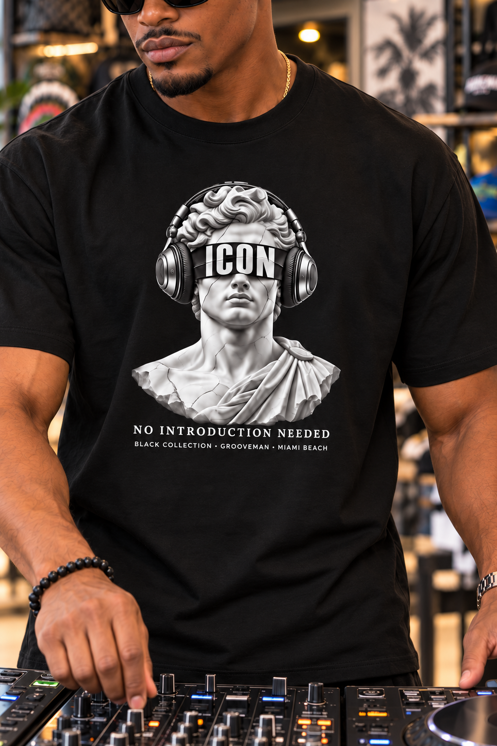 ICON Headphones Graphic T-Shirt | Black Collection – Grooveman