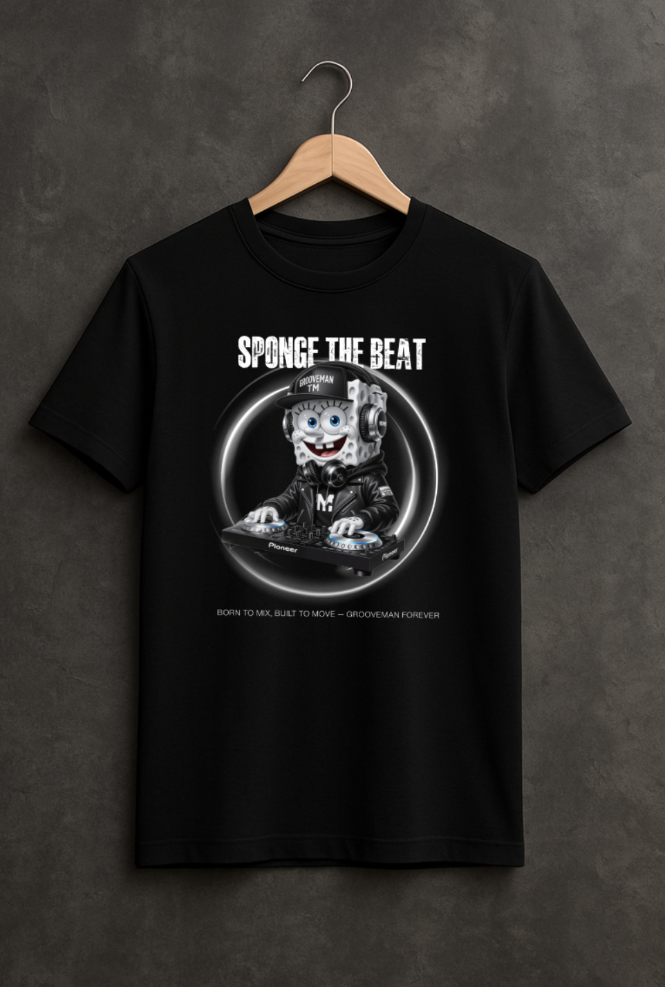 Grooveman™ – Sponge The Beat DJ Black Collection Tee (Limited Drop)