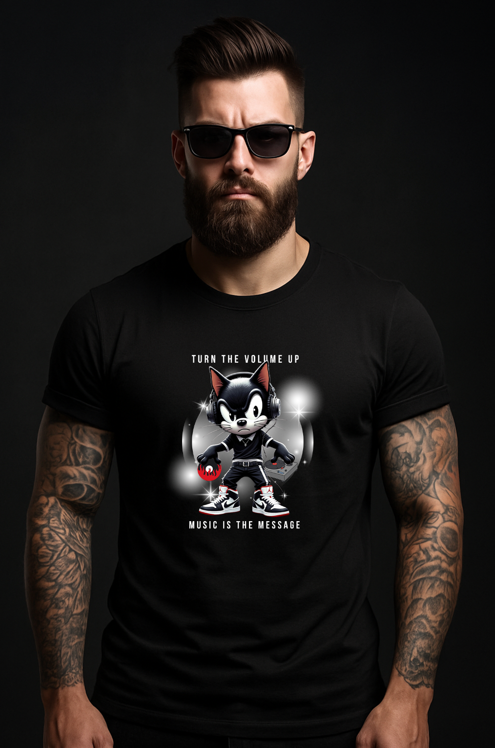 Turn The Volume Up – Angry Felix The Cat Black Collection T-Shirt