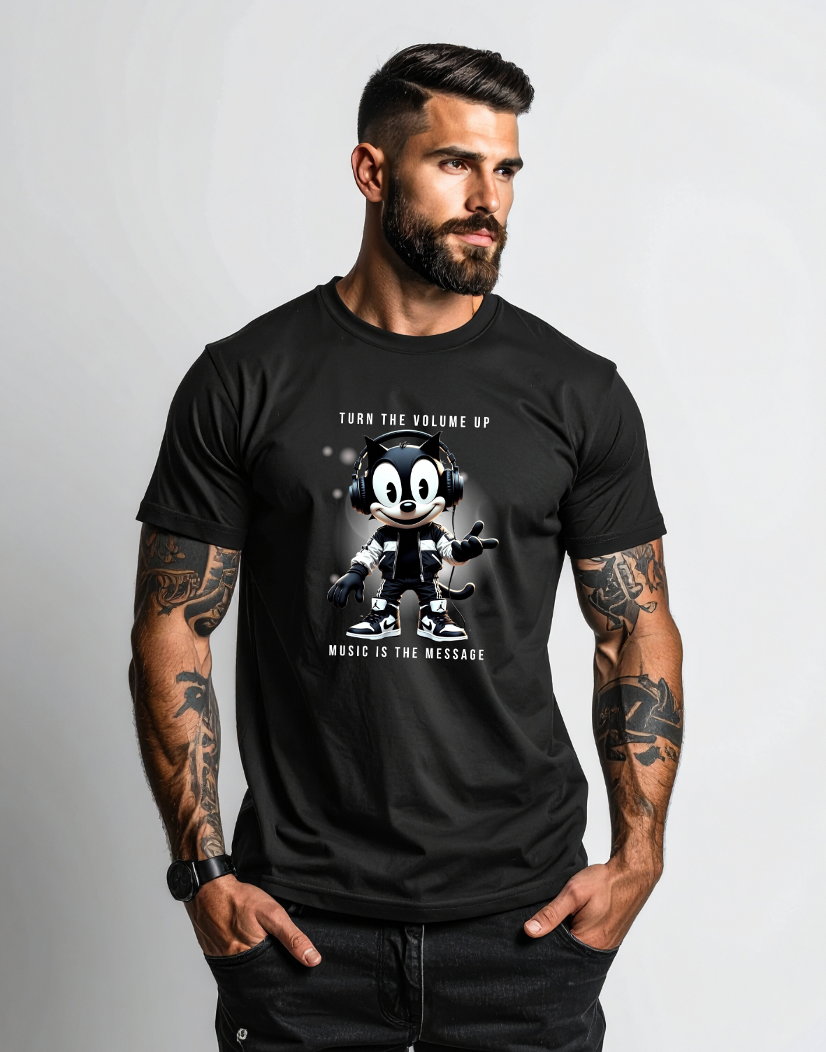 Turn The Volume Up – Happy Felix The Cat DJ Black Collection T-Shirt