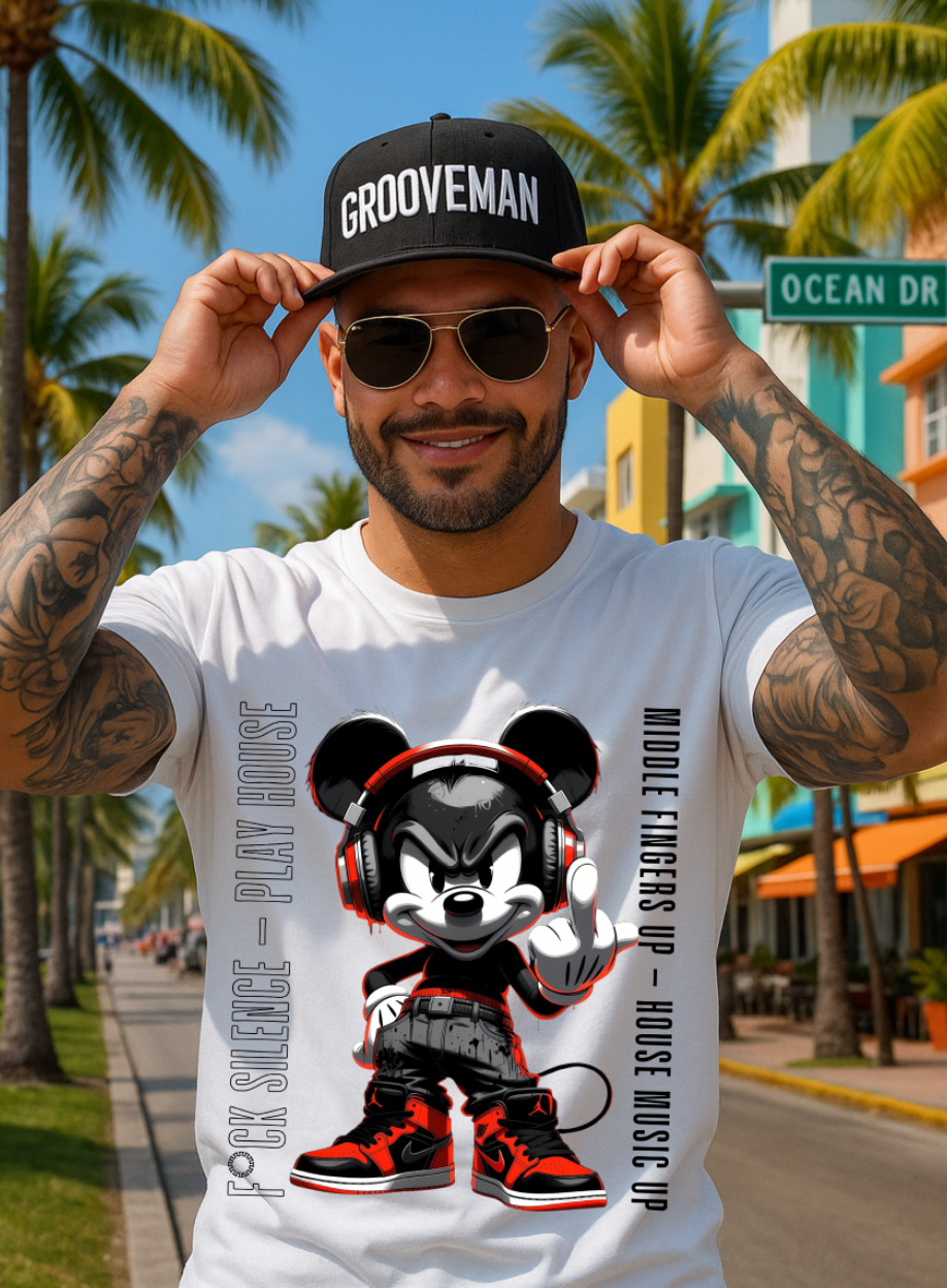 Grooveman House Music Streetwear T-Shirt – Rebel DJ Mouse Graphic Tee