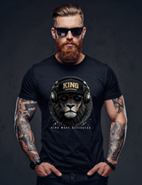 King Mode Activated Lion T-Shirt – Black Streetwear Graphic Tee | Grooveman