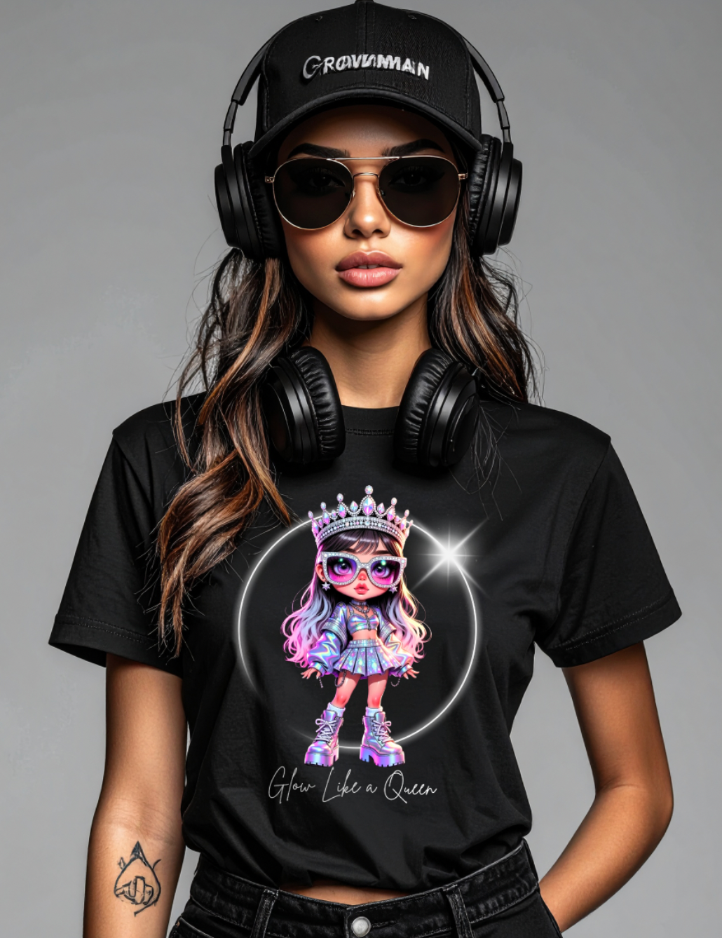 Glow Like a Queen Women’s Streetwear Tee – Grooveman